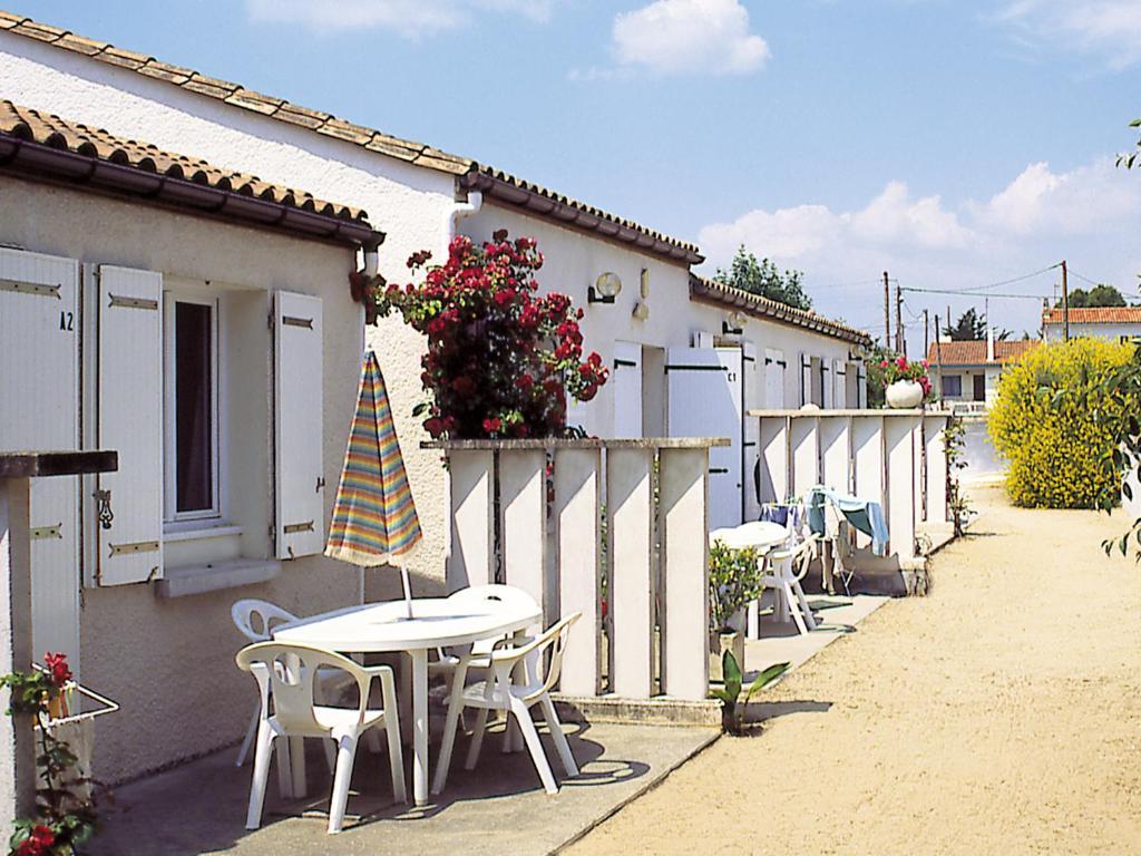 Lagrange Vacances Les Maisons de Saint Georges Chambre photo